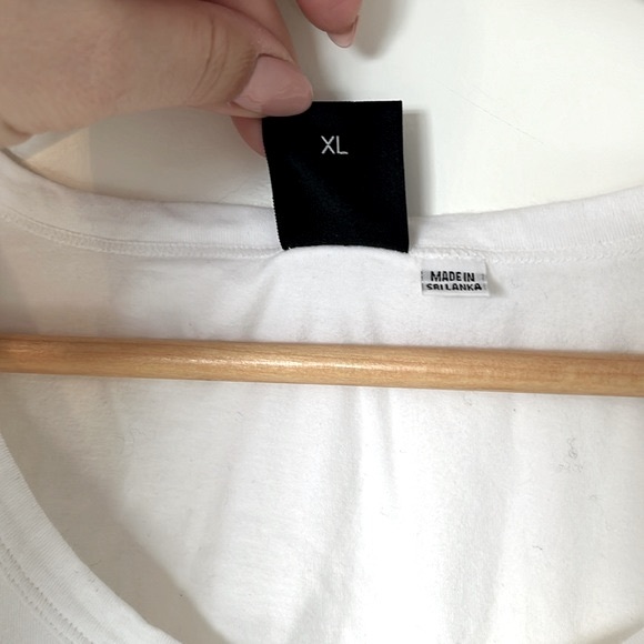 Hugo Boss White Tank - Picture 5 of 6